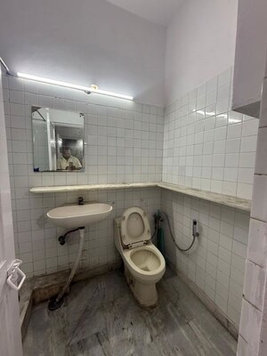 Bathroom in 1 BHK Apartment at Greater Kailash – for Rent