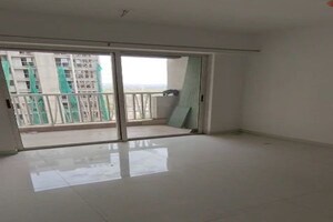 Room in 2 BHK Apartment at Lodha Upper Thane, Anjur – for Rent