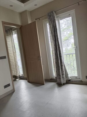 Room in 2 BHK Builder Floor at Malviya Nagar – for Rent