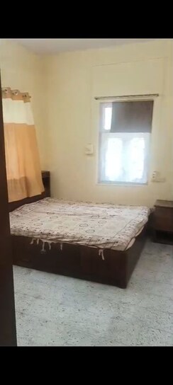 2 BHK + Pooja Room Apartment For Rent in Swastik Park