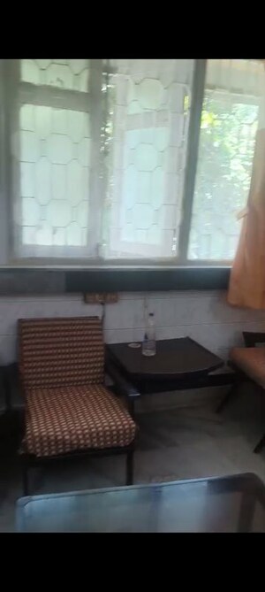 Living Room in 2 BHK Apartment at Swastik Park, Chembur – for Rent