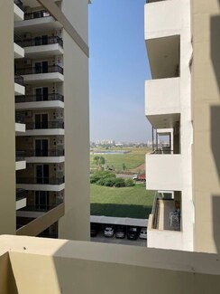 3.5 BHK + Servant Room Apartment For Rent in Maya Green Lotus Utsav