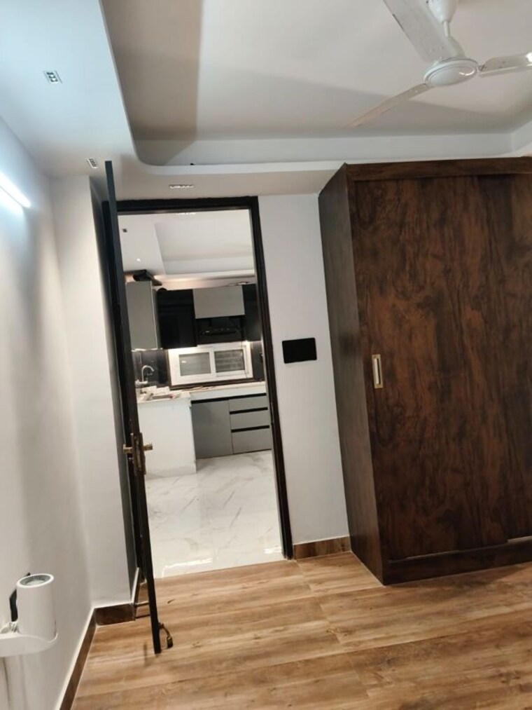 Room, saket 1 Bedroom 650 Sq.Ft. Apartment In Saket Delhi 10388460