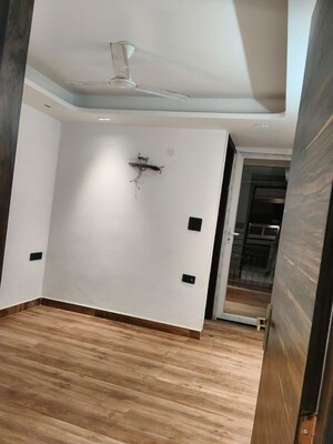 Room in 1 BHK Apartment at Saket – for Rent