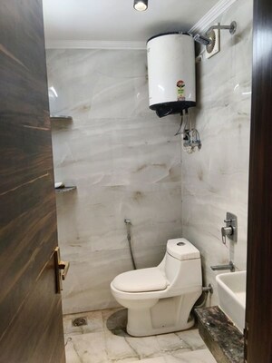 Bathroom in 1 BHK Apartment at Saket – for Rent