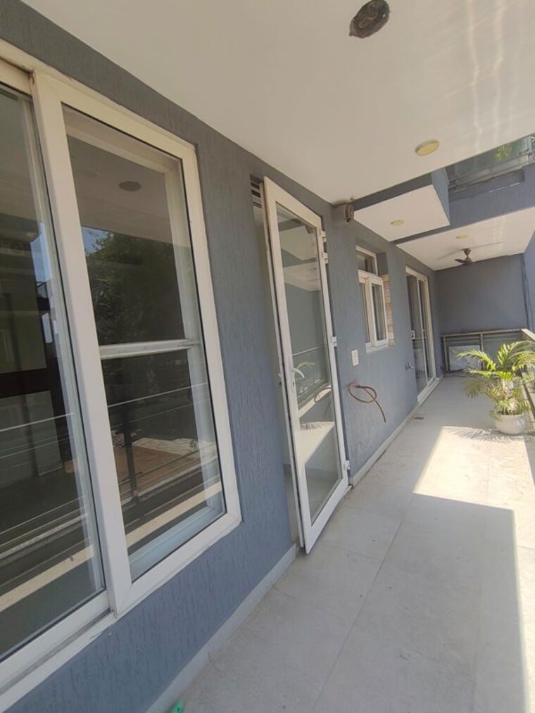Balcony, medi city 3 Bedroom 263 Sq.Ft. Builder Floor In Medi City Gurgaon 10388480