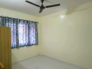 Master Bedroom in 3 BHK Apartment at Shiv Sagar Apartments, Tilak Nagar – for Rent