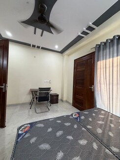 3 BHK + Pooja Room Builder Floor For Rent in SS Mayfield Gardens
