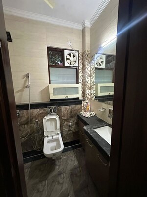 Bathroom in 3 BHK Builder Floor at SS Mayfield Gardens, Sector 51 – for Rent