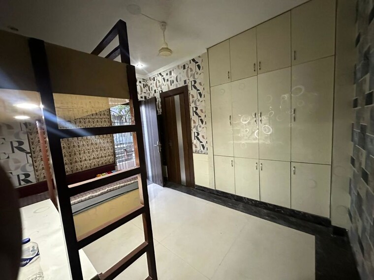 Kitchen, ss-mayfield-gardens 3 Bedroom 1800 Sq.Ft. Builder Floor In Sector 51 Gurgaon 10388511