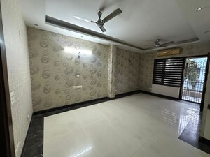 Kitchen in 3 BHK Builder Floor at SS Mayfield Gardens, Sector 51 – for Rent