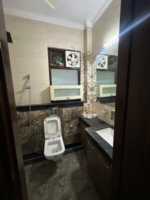 Bathroom in 3 BHK Builder Floor at SS Mayfield Gardens, Sector 51 – for Rent