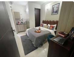StudioBuilder Floor For Rent in South City 1