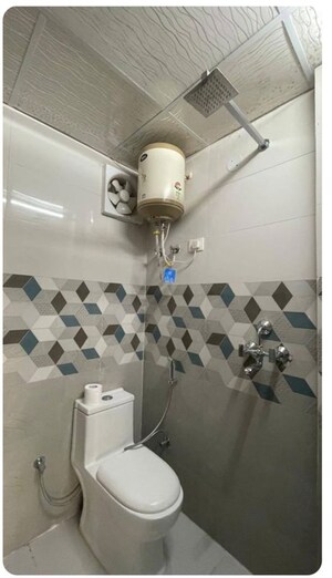 Bathroom in Studio Builder Floor at South City 1 – for Rent