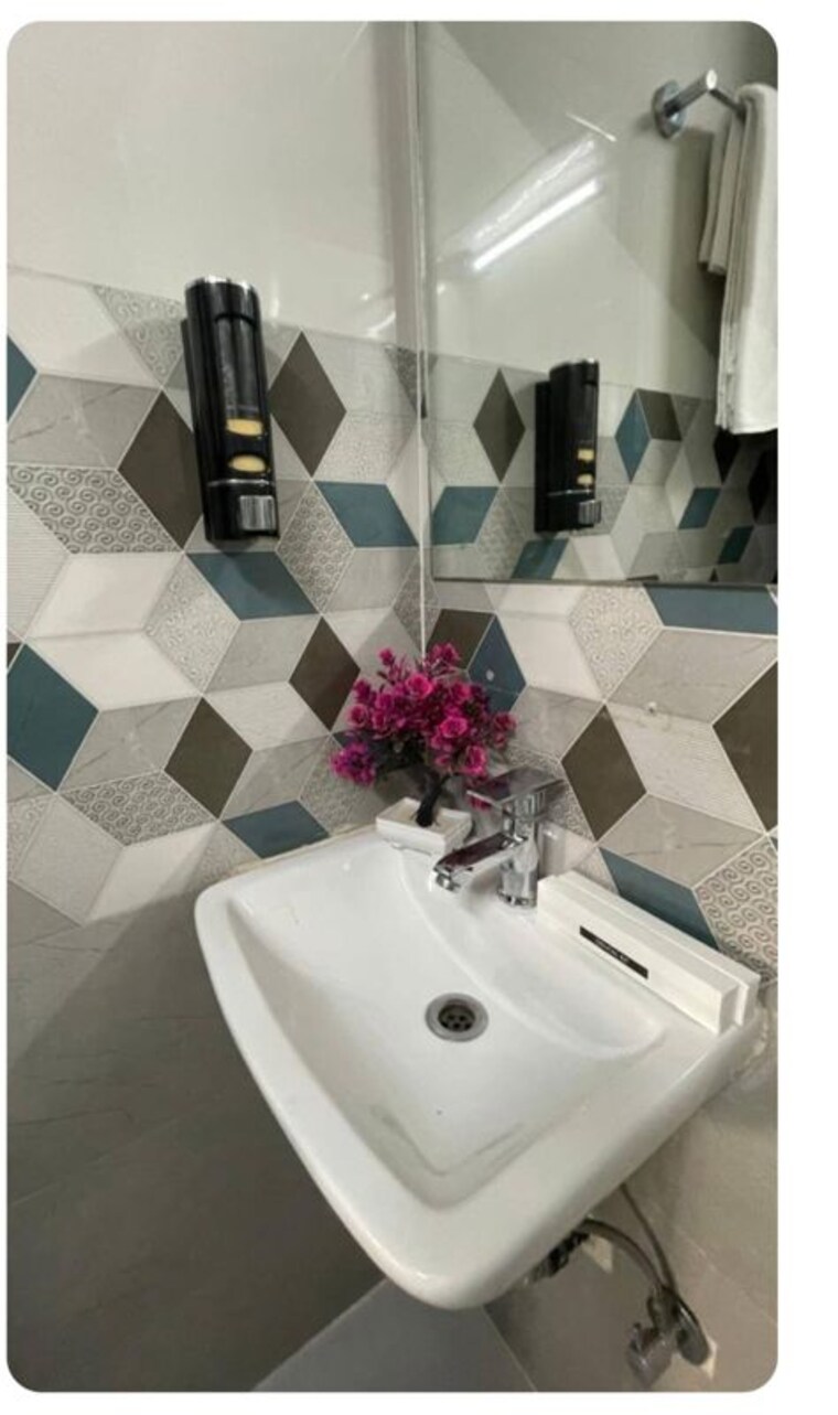 Team Area, south city 1 Studio 250 Sq.Ft. Builder Floor In South City 1 Gurgaon 10388509