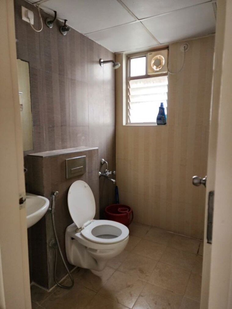 Bathroom, ozone-urbana-aqua 2 Bedroom 937 Sq.Ft. Apartment In Devanahalli Bangalore 10388513