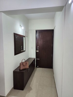Room in 2 BHK Apartment at Ozone Urbana Aqua, Devanahalli – for Rent