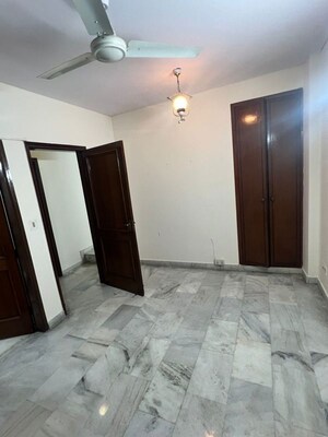 2 BHK Builder Floor For Rent in Panchsheel Park