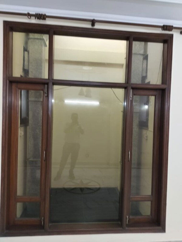 Room, east of kailash 2 Bedroom 1200 Sq.Ft. Builder Floor In East Of Kailash Delhi 10388541