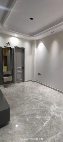 3 BHK Builder Floor For Sale in Shiv Nagar