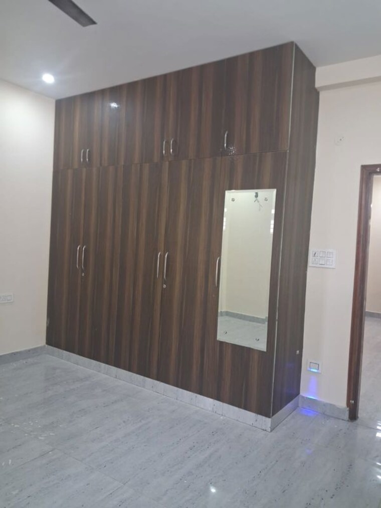 undefined, rajendra colony 3.5 Bedroom 2250 Sq.Ft. Builder Floor In Rajendra Colony Faridabad 10388577