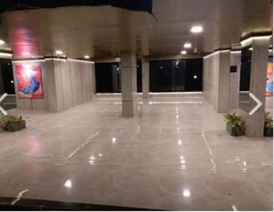 Room in 2 BHK Apartment at Platinum Casa Millennia, Andheri West – for Rent