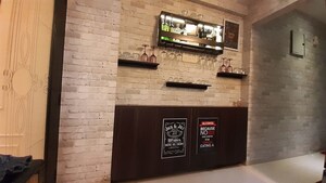 Parking in 2 BHK Apartment at Platinum Casa Millennia, Andheri West – for Rent