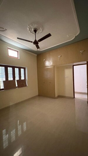 2 BHK Builder Floor For Rent in Dalanwala