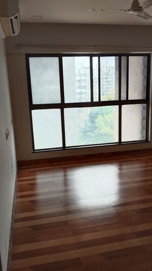 Room in 2 BHK Apartment at Lushlife Ovo, Undri – for Rent