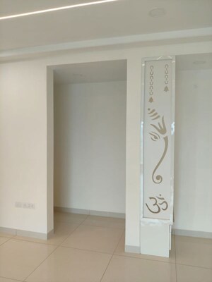 Room in 3 BHK Apartment at Aparna Zenon, Puppalaguda – for Rent