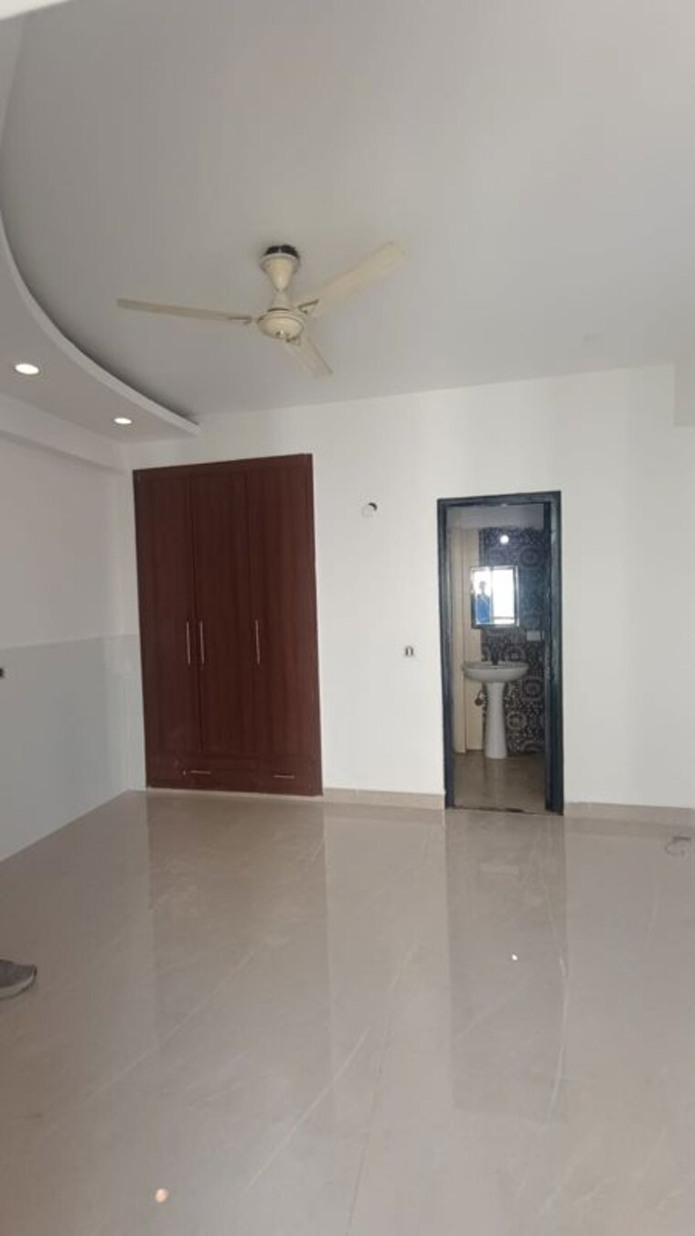 Room, prateek-wisteria 2 Bedroom 1045 Sq.Ft. Apartment In Sector 77 Noida 10388733