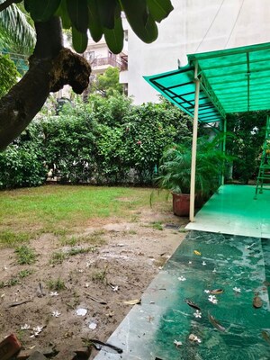 4 BHK Independent House – Garden View at Vasant Vihar - for Rent