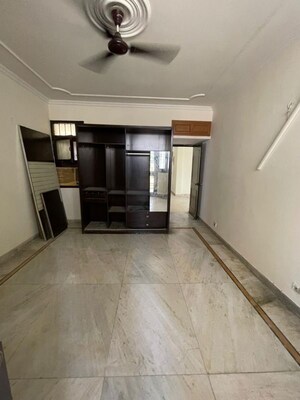 Room in 3 BHK Independent House at Central Market, Sector 50 – for Sale