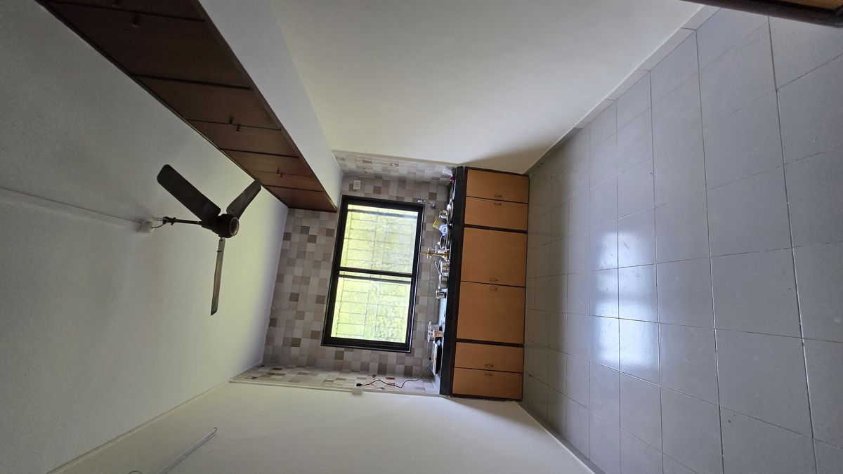 1 BHK 600 Sq.Ft. Apartment in Siddhartha Tower