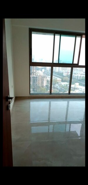 Master Bedroom in 2 BHK Apartment at Sheth Auris Bliss, Malad West – for Rent