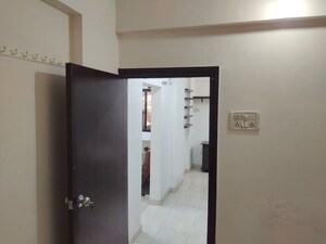 Room in 1 BHK Apartment at Bhandup East – for Rent