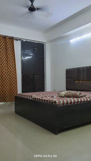Bedroom in 4 BHK Apartment at Unitech The Close North, Sector 50 – for Sale