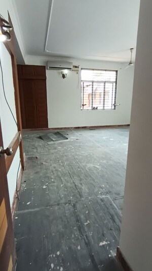 Room in 1 BHK Penthouse at Balaji Layout – for Rent