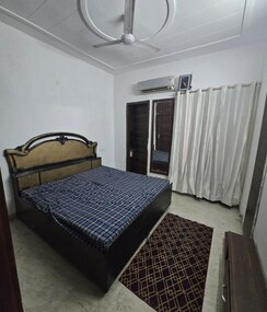 2 BHK + Servant Room,Study Room Apartment For Rent in Sector 127