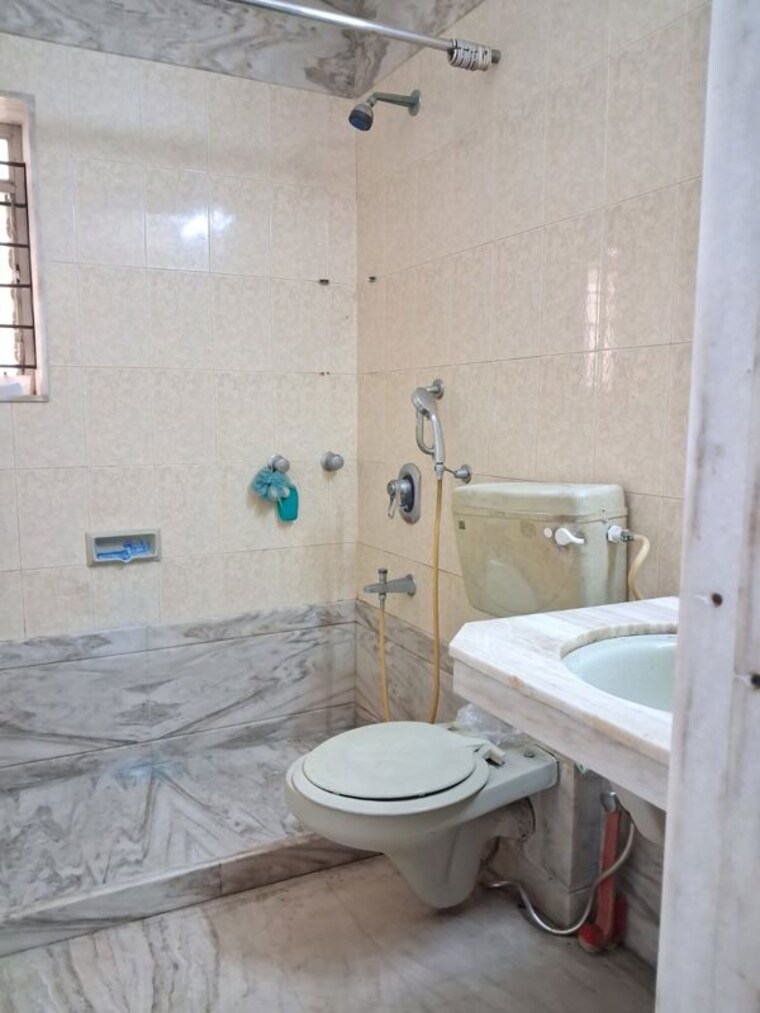 Bathroom, yashodham-complex 2 Bedroom 750 Sq.Ft. Apartment In Goregaon East Mumbai 10388802
