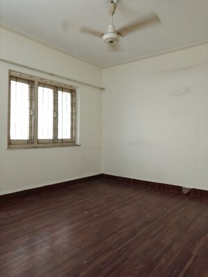 1 BHK Apartment For Sale in Geeta Society, Camp
