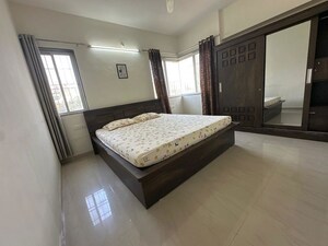 Bedroom in 2 BHK Apartment at bharat vihar Erandwane, Erandwane – for Rent