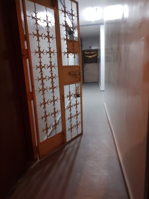 1 BHK Apartment – Entrance View at Clover Center, Camp - for Rent