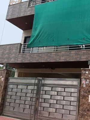 3 BHK Builder Floor – Exterior View View at Sector 46 - for Rent