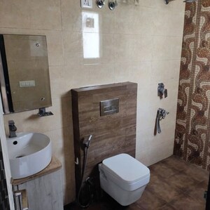 Bathroom in 3 BHK Builder Floor at Sector 46 – for Rent
