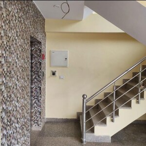 Staircase in 3 BHK Builder Floor at Sector 46 – for Rent