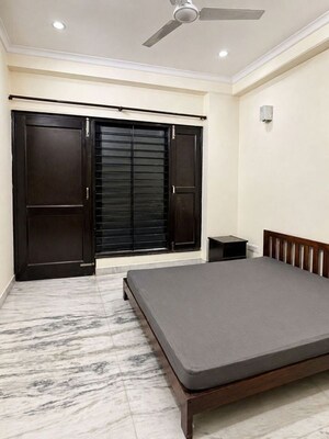 Bedroom in 3 BHK Builder Floor at Sector 46 – for Rent
