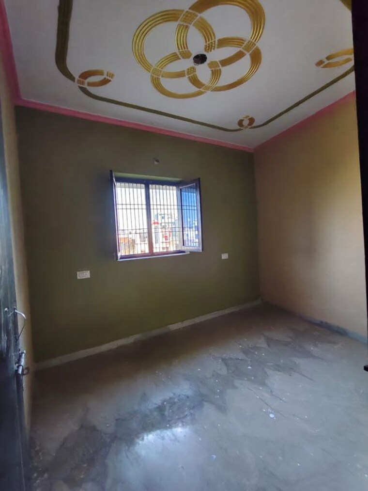 Room, khushhalpur 4 Bedroom 85 Sq.Mt. Independent House In Khushhalpur Moradabad 9582933