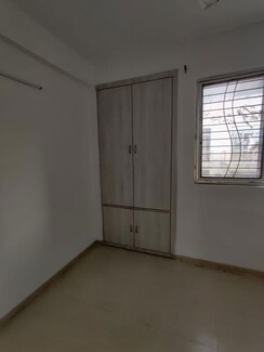 2 BHK Apartment For Rent in Mapsko Paradise