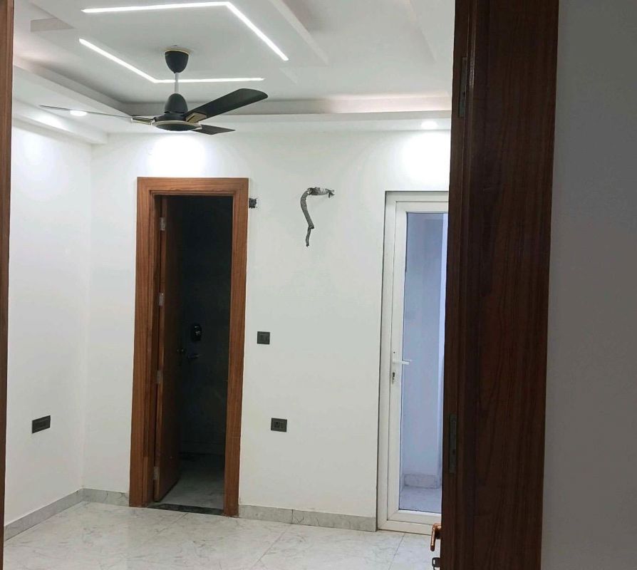 3 BHK +  275 Sq.Yd. Builder Floor in BPTP Eden Estate